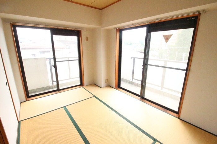 物件内観写真13　(居室)