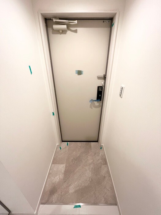 物件内観写真14　(玄関)