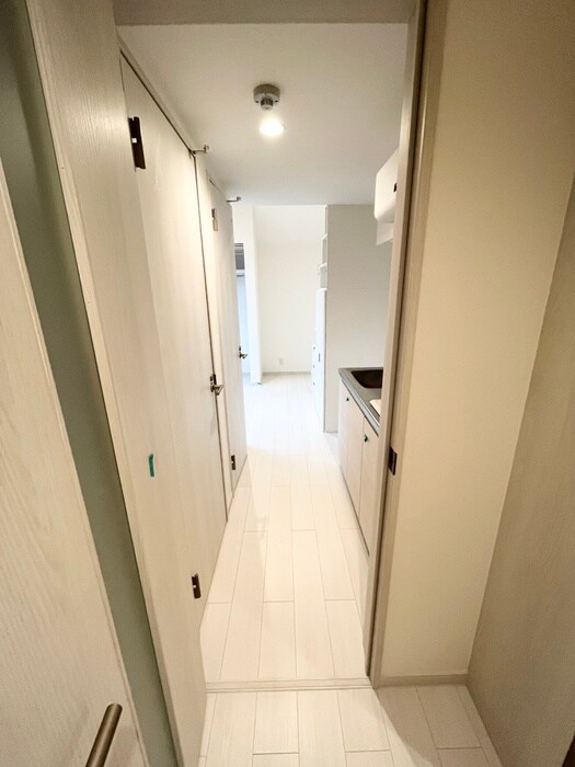 物件内観写真19　(廊下)
