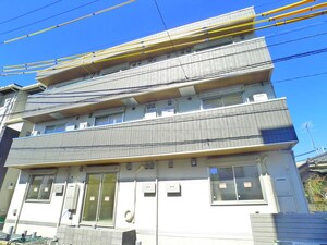 ルリアン保木間外観写真