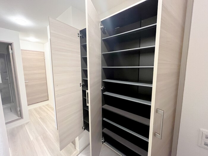 物件内観写真19　(靴箱)