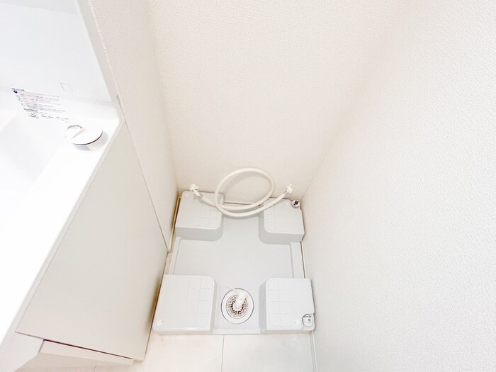 物件内観写真20　(洗濯機置場)