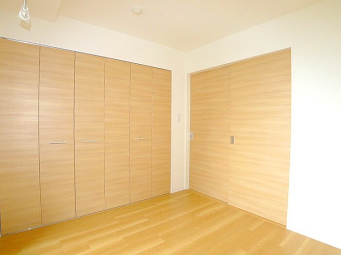 物件内観写真11　(居室)