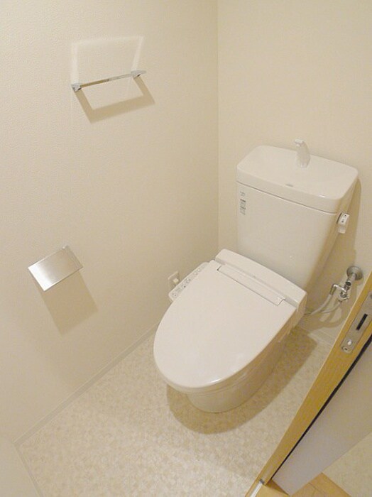 物件内観写真16　(トイレ)