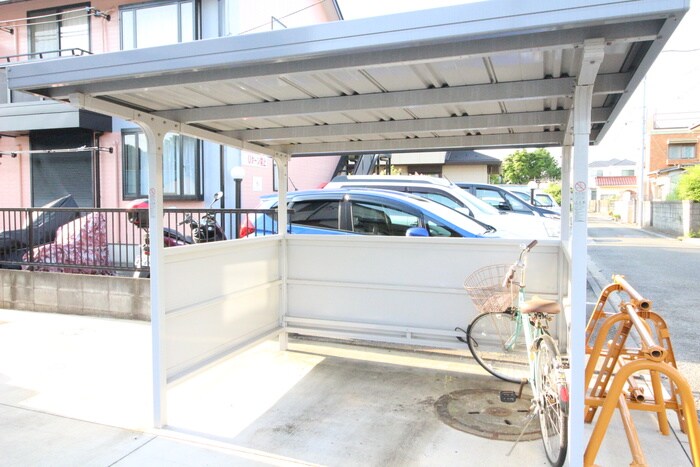 物件外観写真5　(駐輪場)
