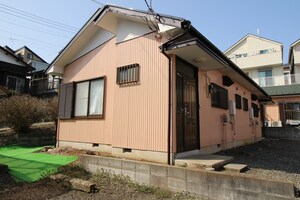 大里貸家外観写真