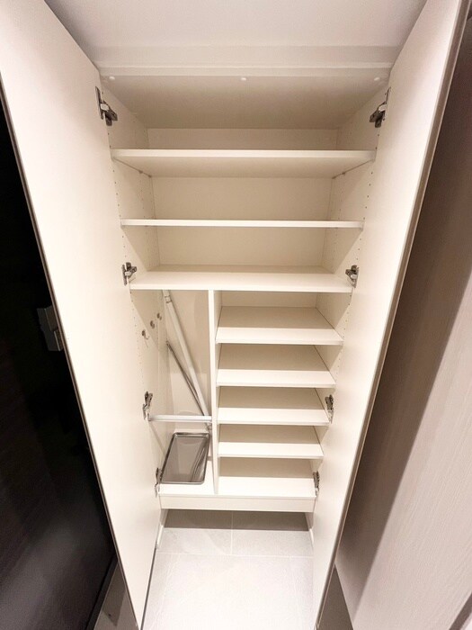 物件内観写真18　(靴箱)