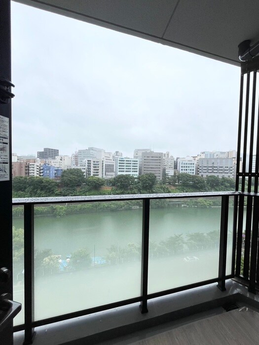 物件内観写真21　(室内からの展望)