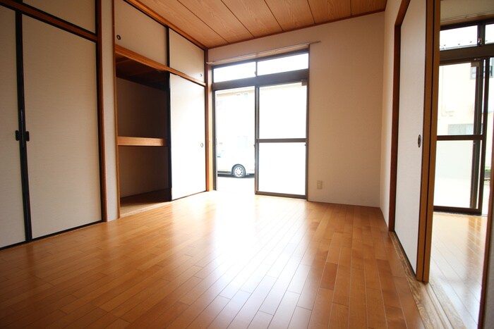 物件内観写真19　(居室)