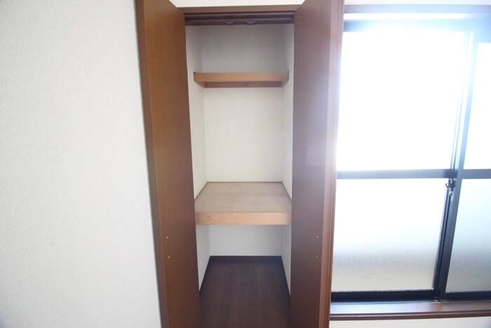 物件内観写真13　(収納)