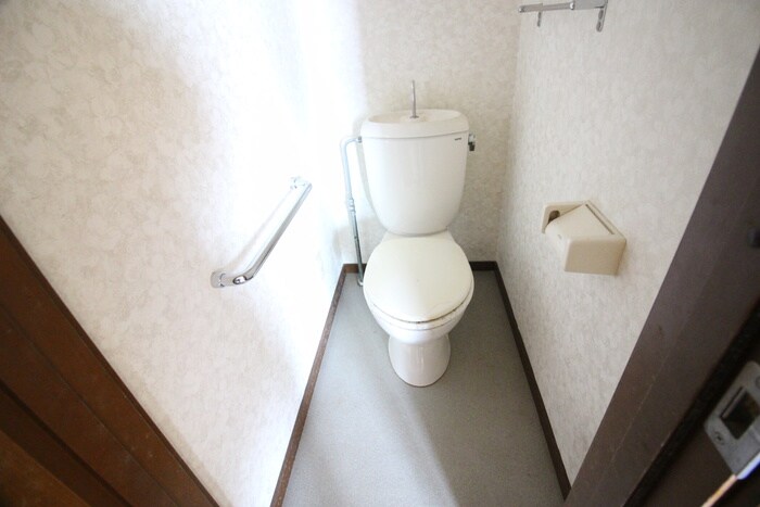 物件内観写真15　(トイレ)
