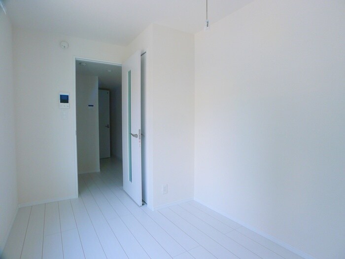 物件内観写真11　(室内からの展望)