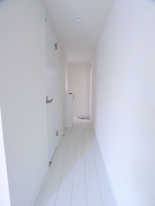 物件内観写真19　(廊下)