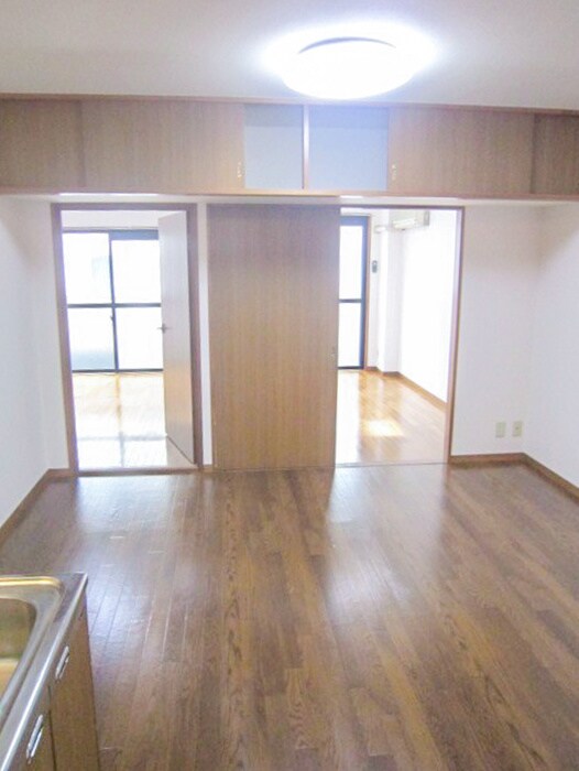 物件内観写真10　(居室)