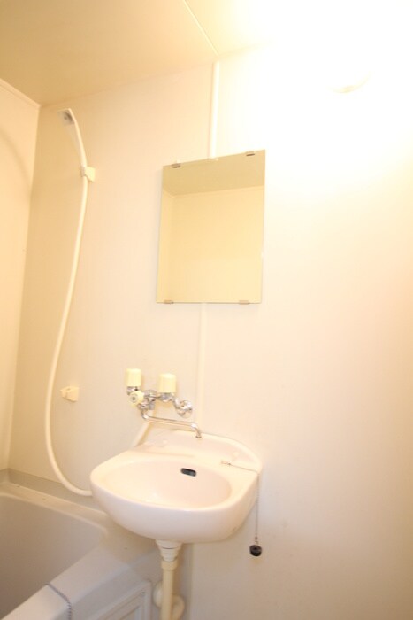 物件内観写真9　(洗面)