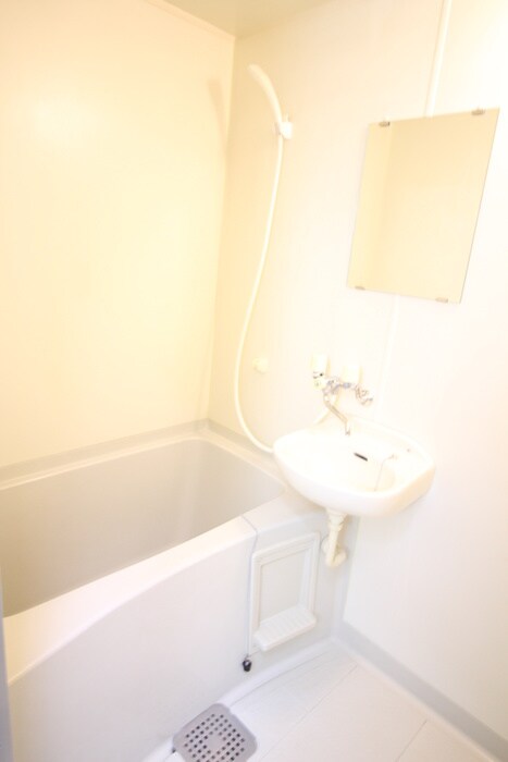 物件内観写真13　(バス／シャワールーム等)