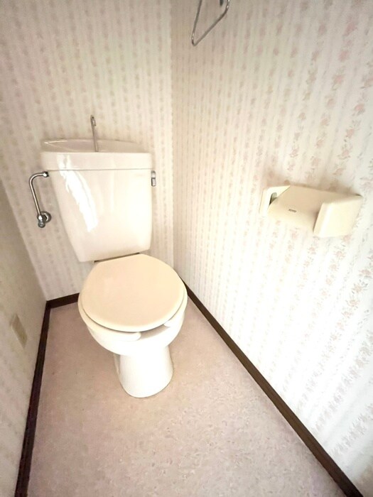 物件内観写真14　(トイレ)