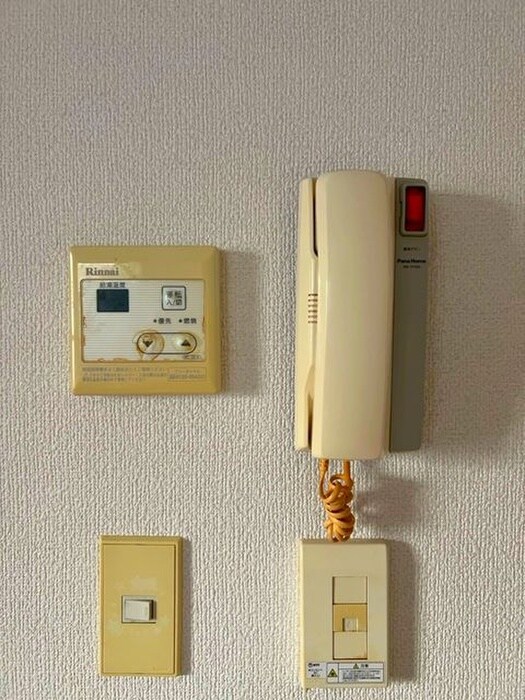 物件内観写真14　(廊下)