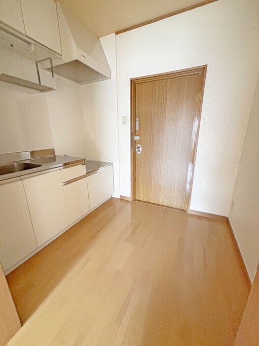 物件内観写真15　(廊下)