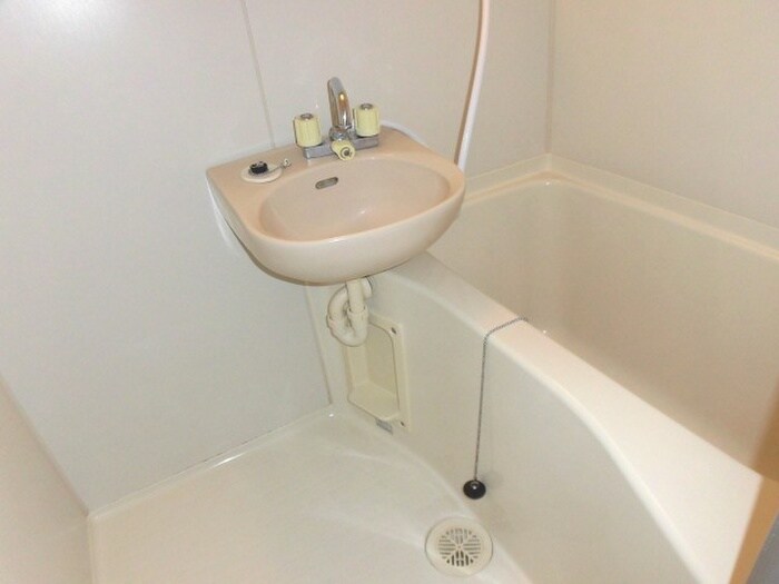 物件内観写真9　(バス／シャワールーム等)
