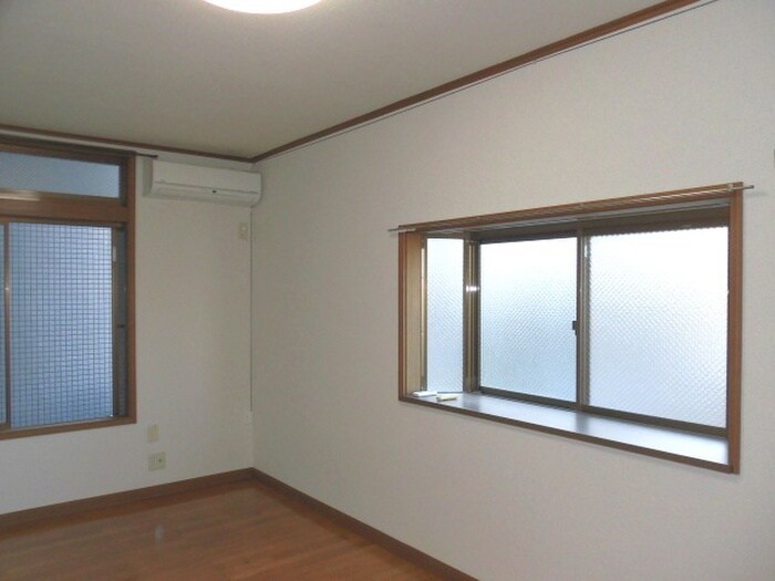 物件内観写真18　(居室)