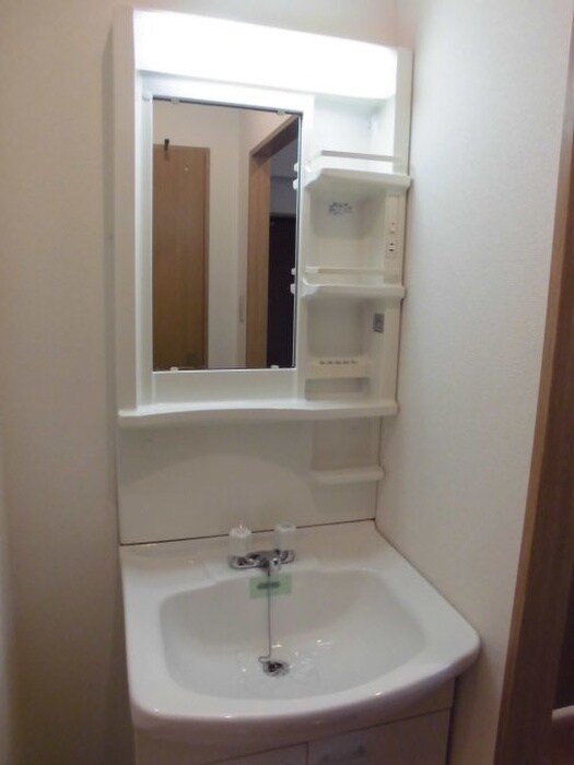 物件内観写真11　(洗面)