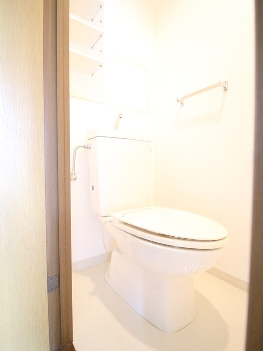 物件内観写真10　(トイレ)