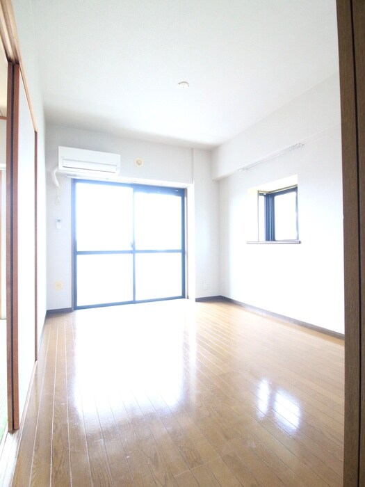 物件内観写真12　(居室)