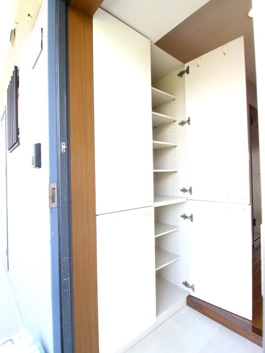 物件内観写真17　(靴箱)