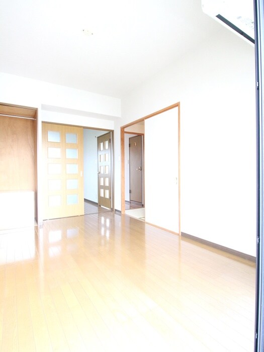 物件内観写真21　(居室)