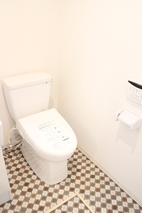 物件内観写真12　(トイレ)