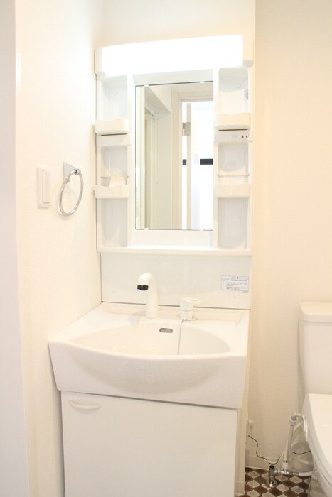 物件内観写真13　(洗面)