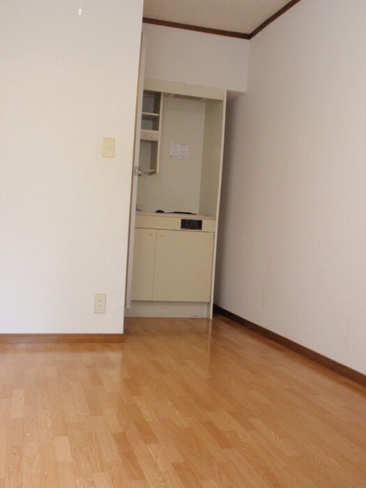 物件内観写真8　(内観写真)