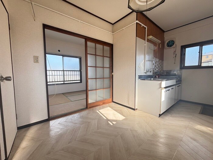 物件内観写真8　(内観写真)