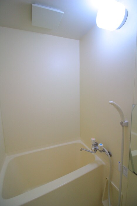 物件内観写真13　(バス／シャワールーム等)