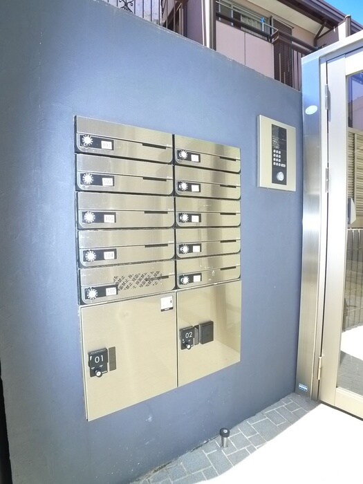 物件外観写真4　(建物設備)