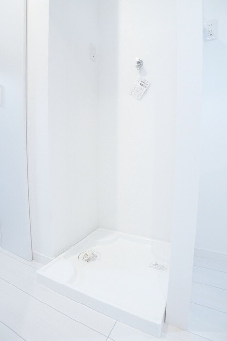 物件内観写真15　(洗濯機置場)