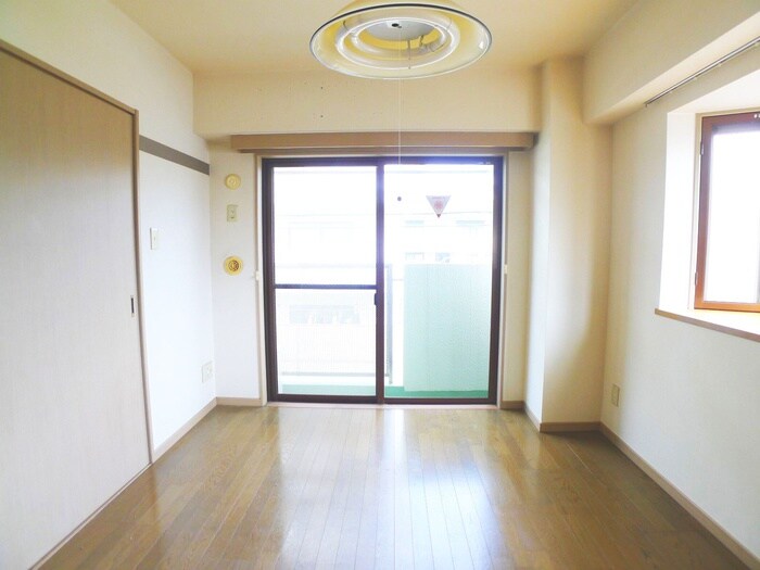 物件内観写真11　(居室)