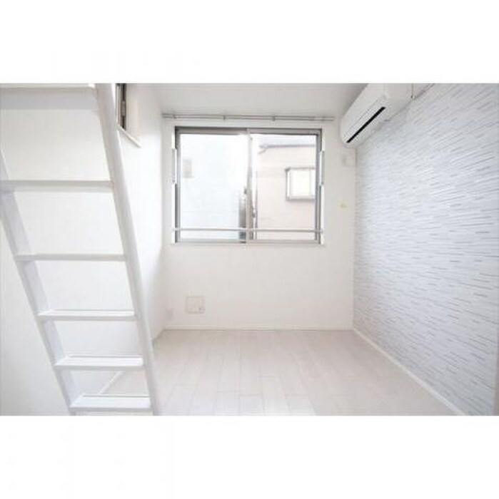 物件内観写真8　(居室)