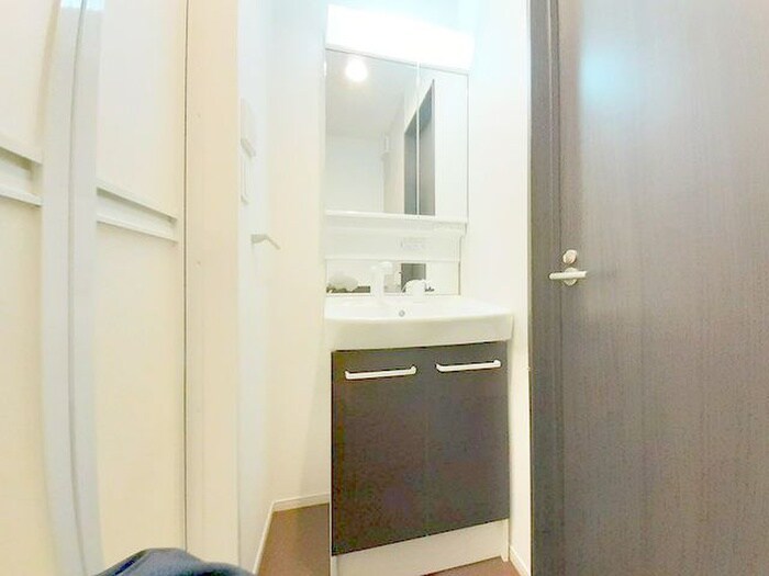 物件内観写真8　(洗面)