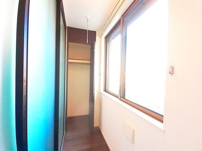 物件内観写真11　(内観写真)