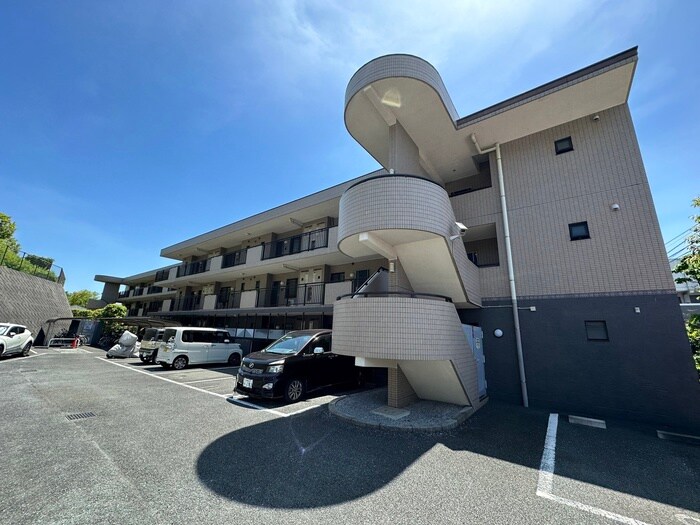 物件外観写真6　(外観写真)