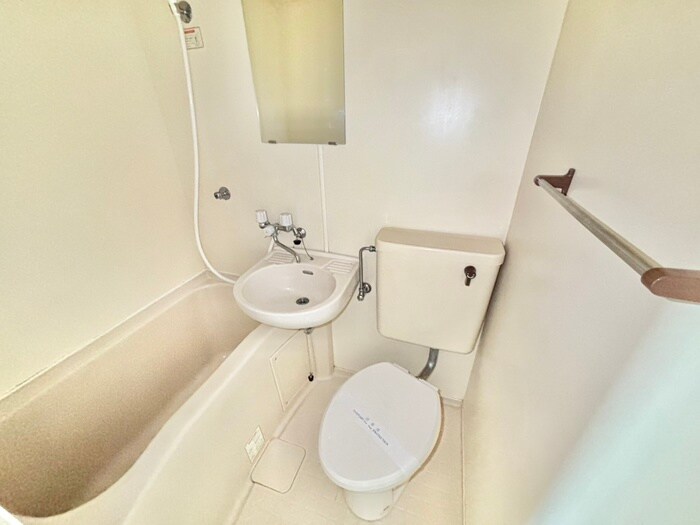 物件内観写真10　(バス／シャワールーム等)