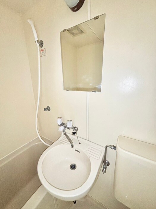 物件内観写真11　(洗面)