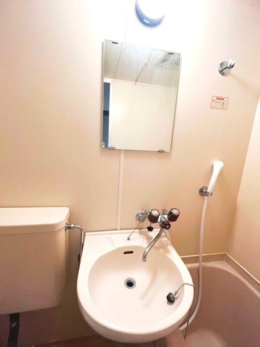 物件内観写真12　(洗面)