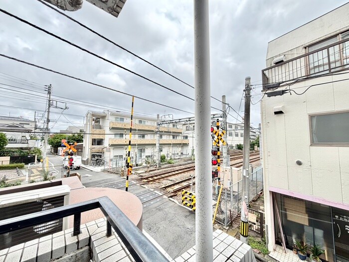 物件内観写真14　(室内からの展望)