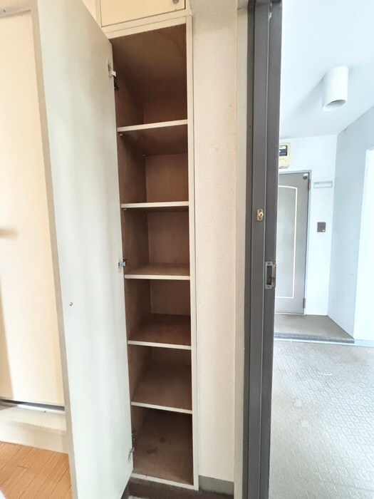 物件内観写真16　(靴箱)