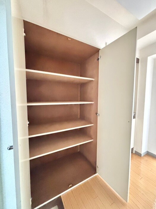 物件内観写真20　(収納)