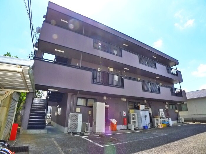 物件外観写真4　(エントランス部分)