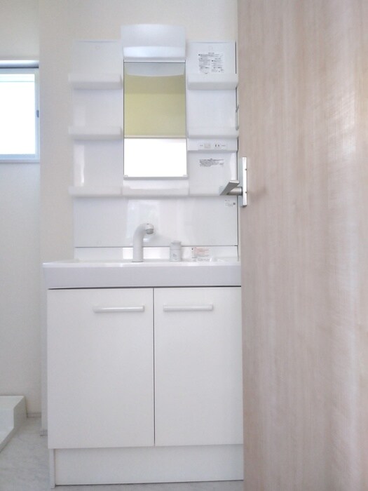 物件内観写真13　(洗面)